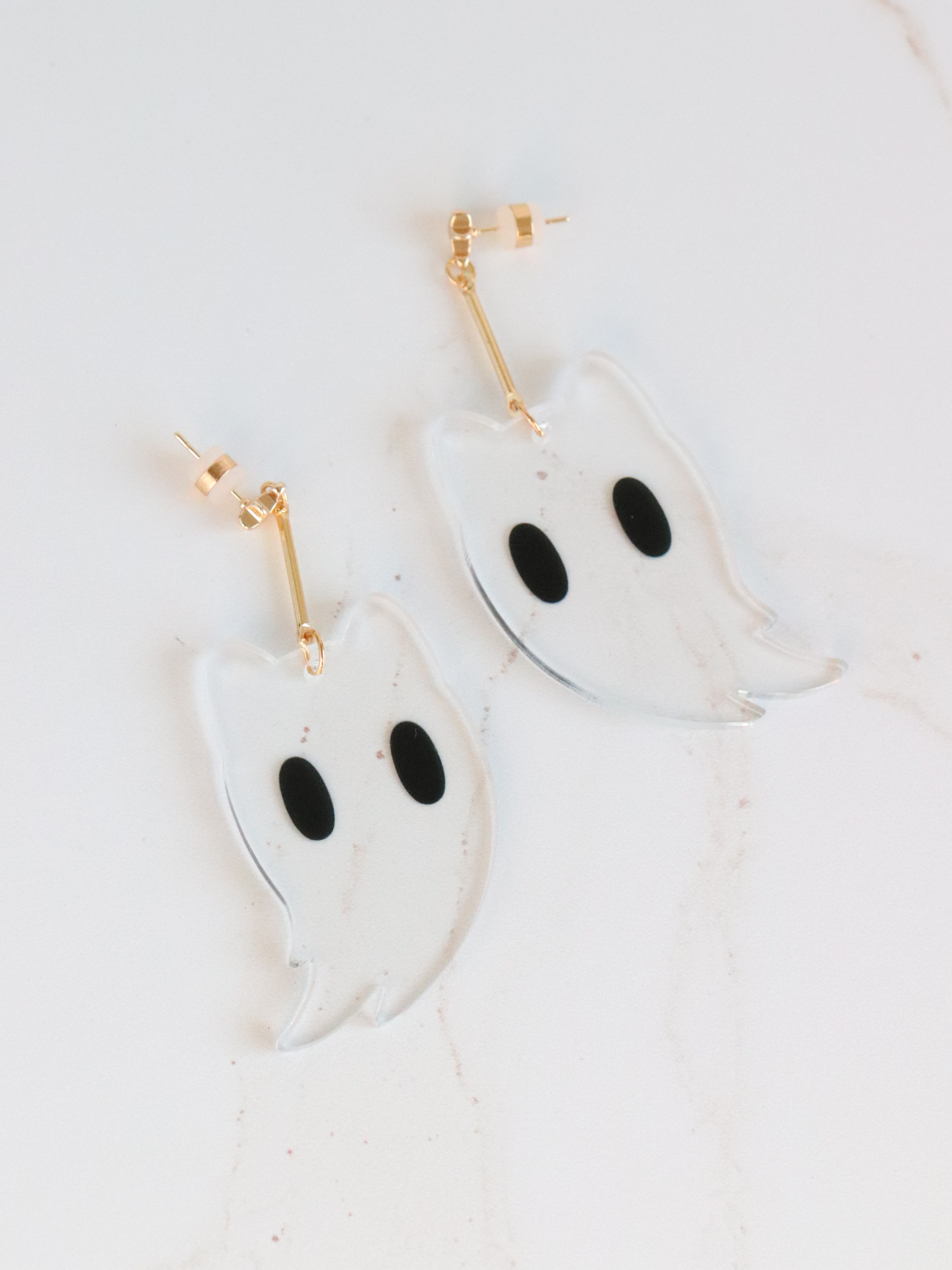 Cat Ghosts XO