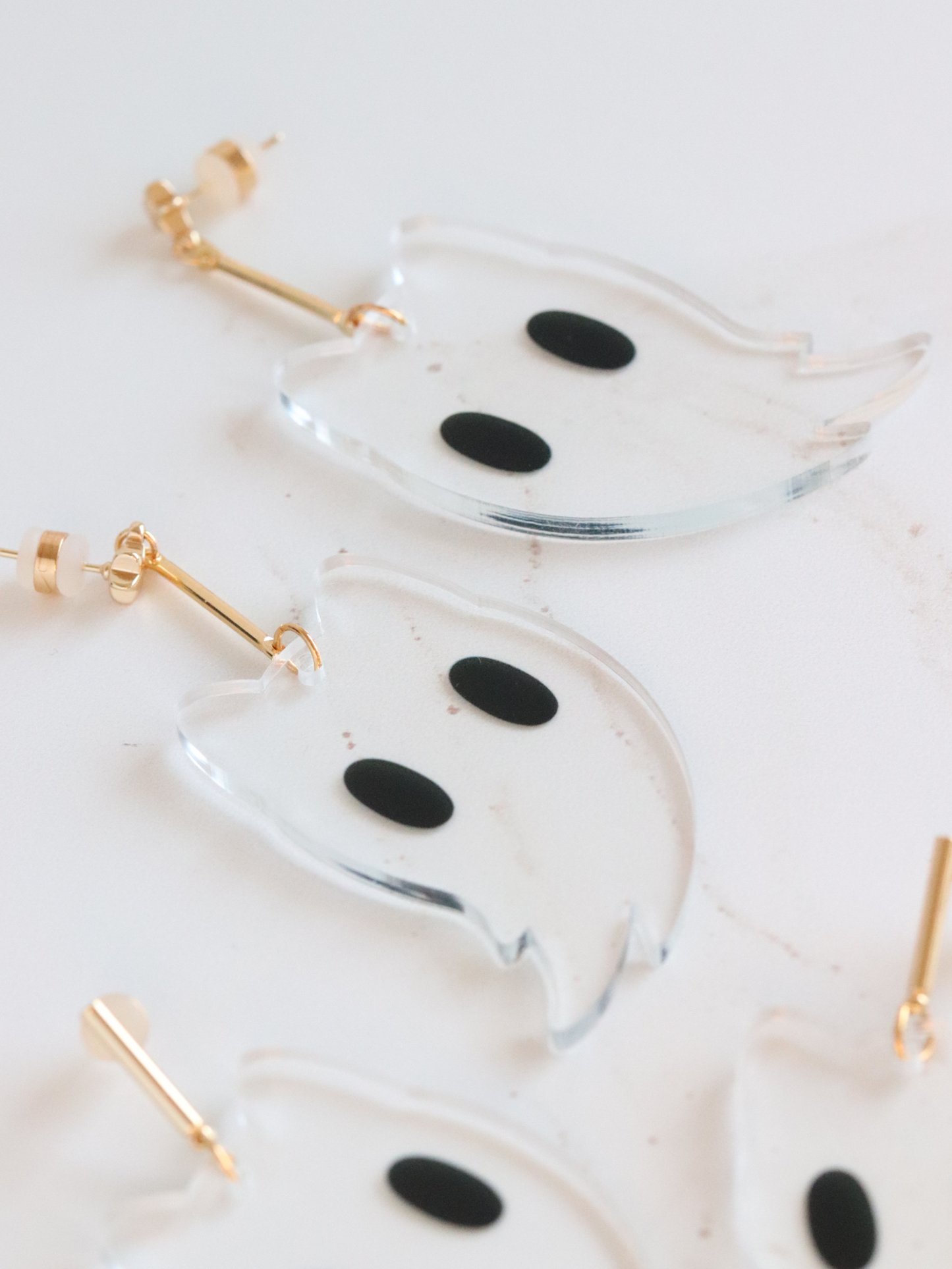 Cat Ghosts XO